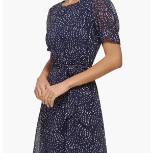 DKNY size 14 Navy & White Abstract Print Dress – Puff Sleeve Chiffon